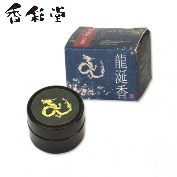 古来より伝わる香原料を忠実に再現し独自の方法で現代風に調合した練り香水です。龍涎香龍涎香をイメージした練り香水です。 重厚な甘みの神秘的な香り。 【龍涎香とは】 抹香鯨の腸内で生成する結石で、海上で漂流している物や、捕鯨の際体内から取り出す...