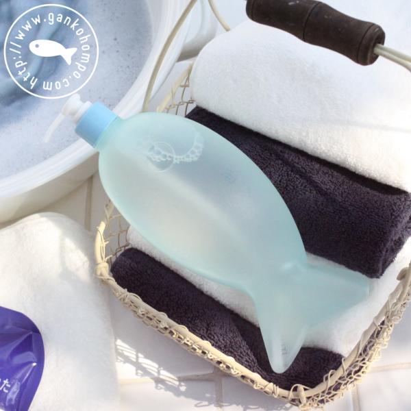 商品名の通り、おさかなの形をした空ボトル。同じメーカー様の大ヒット商品 海へ…Step・Fukki 森と…Step の詰替えボトルとしてお使いいただけます。1プッシュ約1mlとポンプ吐出量も分かりやすくお使いいただけます。詰替えボトルなので...