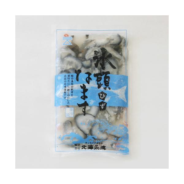 鮭の頭部の軟骨である氷頭（ひず）を薄くスライスして、酢漬けにした珍味。氷頭は、鮭1匹から取れる割合は1%に満たないことから、希少性があり珍味とされています。コリコリとした独特の食感が特徴で、お正月料理としても親しまれています。また、コラーゲ...