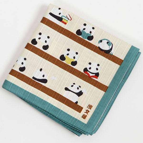 厚手の生地を使用した50cm角の小風呂敷です。50ｃｍ角の小風呂敷サイズなので、お弁当包みや掛け布におすすめですし、飾って楽しんでいただくこともできます。サイズ：縦50×横50cm、綿100％、日本製メール便でお送りできます。