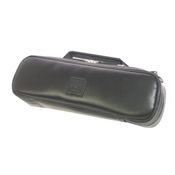 定価:20520円ピッコロのサイズはいろいろあり、長さ30cmとしましたのでヤマハも入ります。 一番長い30cmをベースに作りましたので、これより短めの方（24cm〜29cm）には、 5〜6cm前後の余り部分に調整用として、アジャスター袋を...