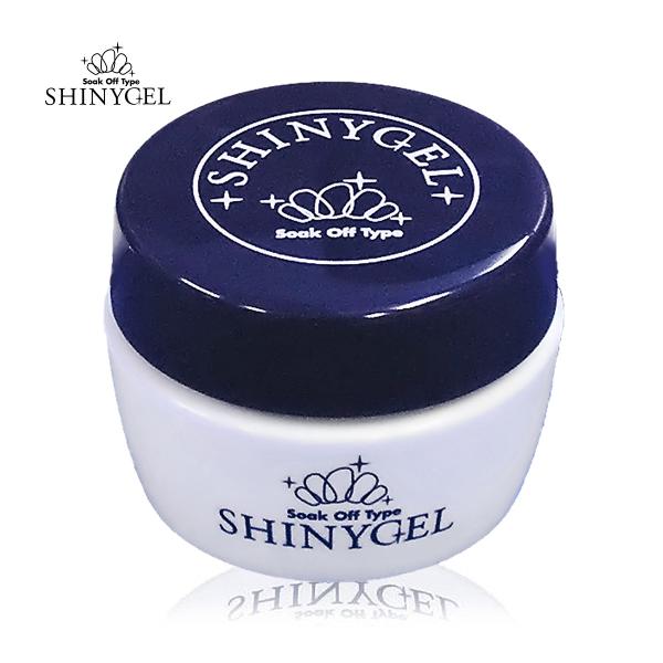 ※メール便で送れません★薄くのばしすぎると硬化時にジェルが弾いて、縮んだようになりますので、厚めに（盛るように）のせてください。●内容量：18g●カラー：クリア●爪化粧料／日本製●硬化時間の目安（すべてシャイニージェル製）：・LED(36W...