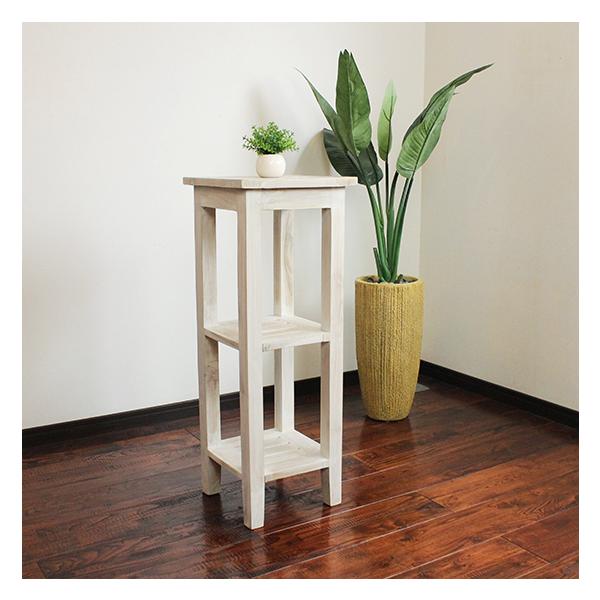 ●商品説明シンプルなデザインでスリムなシルエットのラックです。チーク材を使用しており、高級感ある木の質感と飽きの来ないシンプルなデザイン。電話台としてやフラワースタンド、ディスプレイラックなど様々な用途でお使いいただけます。店舗を経営されて...