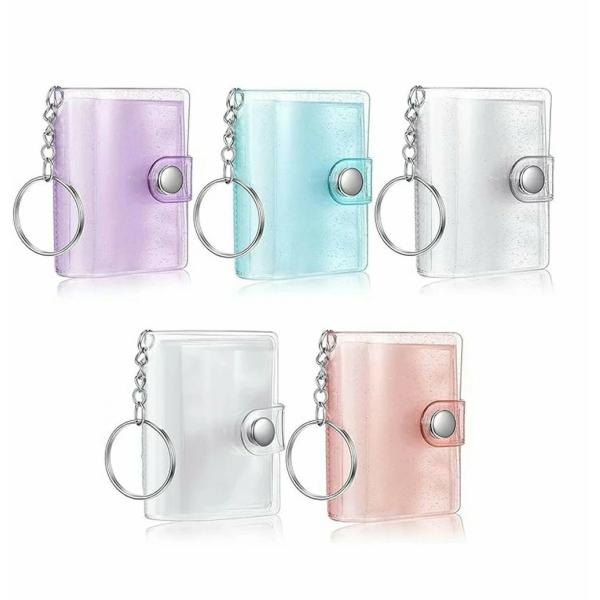 【仕様】サイズ：3.5×5cm。2インチの小さな写真を28枚収納可能。【かわいい】通常の透明、キラキラ透明（ホワイト）、キラキラ紫、キラキラ青、キラキラピンクの多彩なカラーをご用意しています。たっぷりとしたサイズで、ご家族やご友人、大切な方...