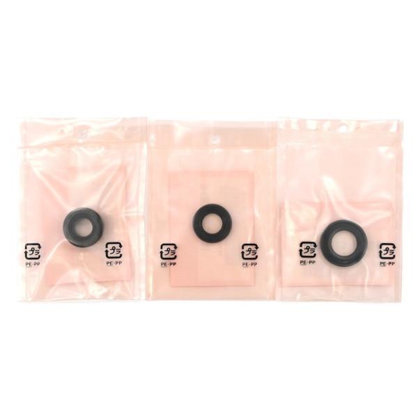 カブ系エンジンのオイルシールセットです。シフト、キック、ドライブシャフト部分からのオイルにじみ、漏れを確認したら即交換しましょう。地味な部分ですが、とても重要な部品です。※3つセットの価格です※バラ売りはしておりません・オイルシール 13....