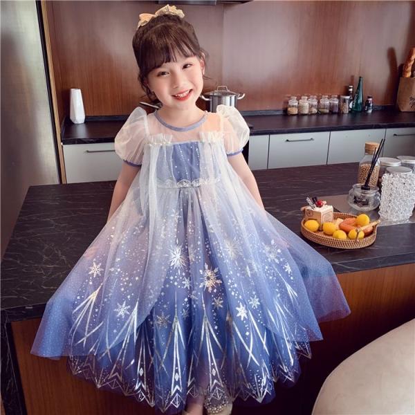 ご覧頂きありがとうございます、いつでも大好きなプリンセスになりきり！気軽に着られる可愛いエルサ風ワンピース です。イベントの仮装にはもちろん、お遊戯や発表会などにも最適！お子様へのプレゼントにどうぞ普段着としても着用いただけるデザインですの...
