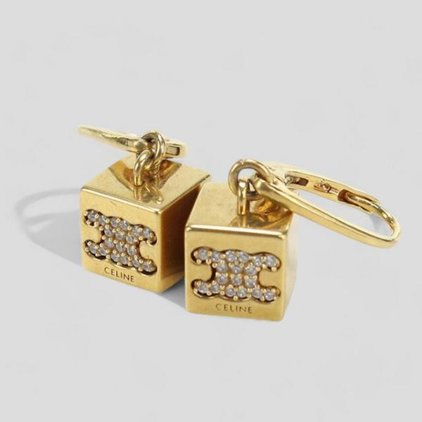中古 セリーヌ ピアス レディース ブランド CELINE トリオンフ 中古 セリーヌ ピアス レディース ブランド CELINE トリオンフ