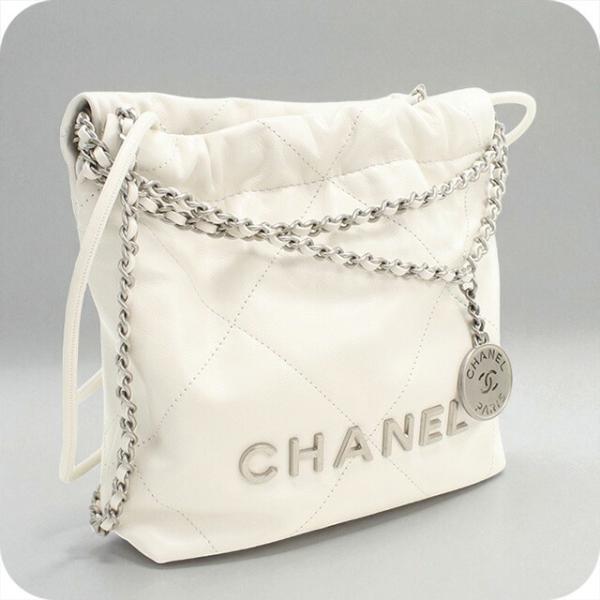 CHANEL ショルダーバッグ❣️夏にぜひ 持っていただきたいホワイト(^｡^) CHANEL26春夏コレクション購入品