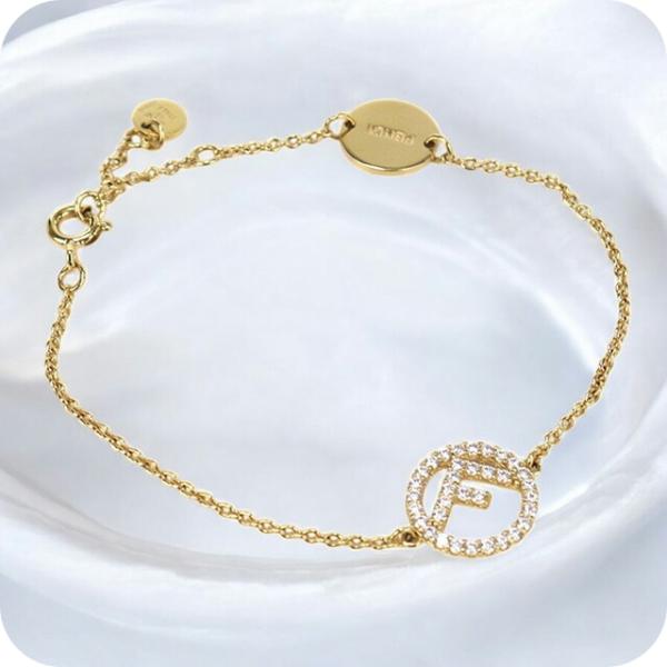 FENDI/エフイズフェンディブレスレット/S/ゴールド FENDI（フェンディ） 中古 ブレスレット レディース ブランド エフ