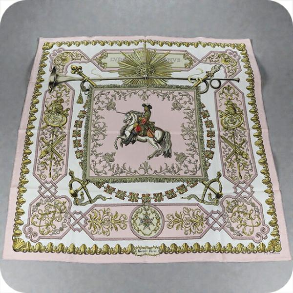 Hermes カレ90【ホースアワード】ピンク系　未使用 HERMES（エルメス） 中古 スカーフ レディース ブランド カレ90 ピンク