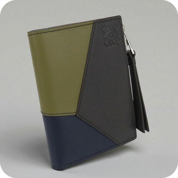 中古美品LOEWE ロエベ 二つ折り財布 C510W73X08 パズル ユニセックス ブラウン LOEWE（ロエベ） 中古 二つ折り財布 ユニセックス ブランド パズル