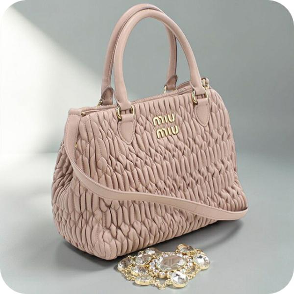 ミュウミュウ miumiu マテラッセ 2WAY ハンド トート バッグ ピンク MIU MIU - ミュウミュウ miumiu マテラッセ 2WAY ハンド トート バッグ