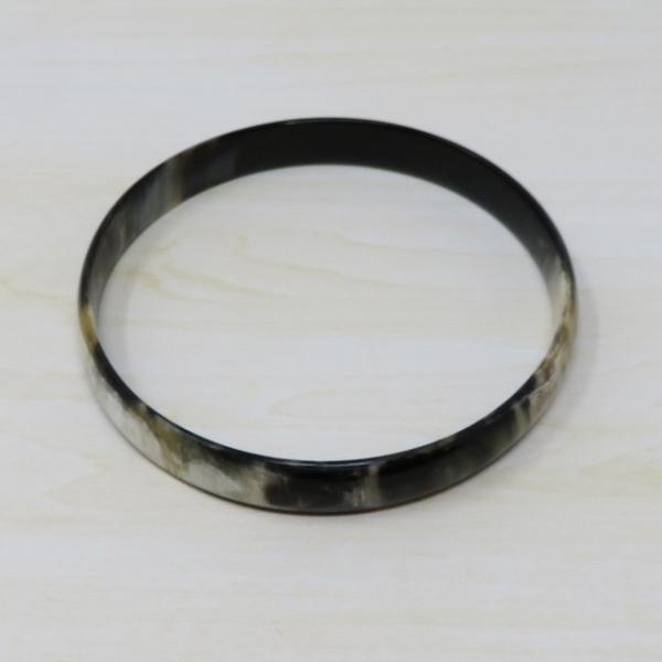 水牛の角ウエーブバングル バッファローホーン 水牛の角 スリムタイプ シンプルデザイン