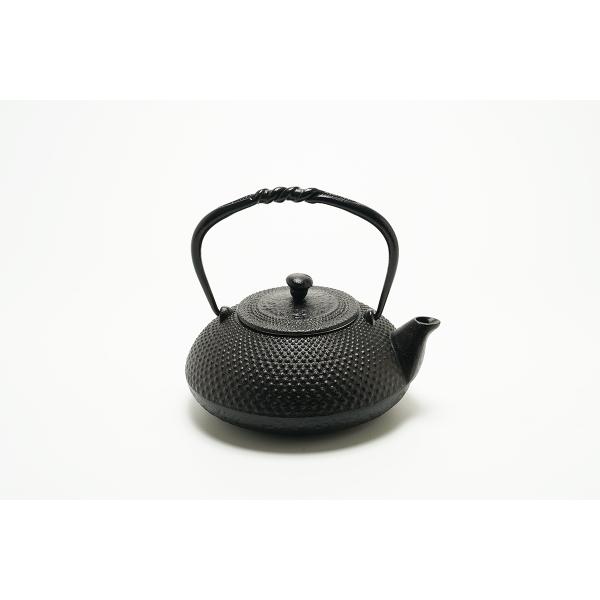 小あられ 0.5L 黒 鉄瓶兼用急須 南部鉄器 及富（おいとみ） : 南部鉄器