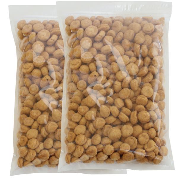 福岡県の名物 、とんこつラーメンをイメージした味付けの落花生豆菓子です。一口食べると複雑で濃厚な豚骨ラーメンの味がお口の中に広がります。この商品は濃いめの味付けをしてあります。苦手な方はご注意ください。商品名：とんこつピー1kg×2袋名称：...