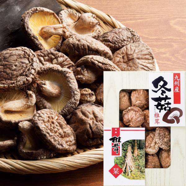 乾燥椎茸の最大産地、九州地方(大分・熊本・福岡県等)にて栽培された原料のみを使用し加工しております。澄み切った空気・清らか水の自然豊かな九州は、椎茸栽培に適した地です。この大自然の中で育った椎茸は、風味・旨味共に優れた椎茸です。■箱サイズ：...