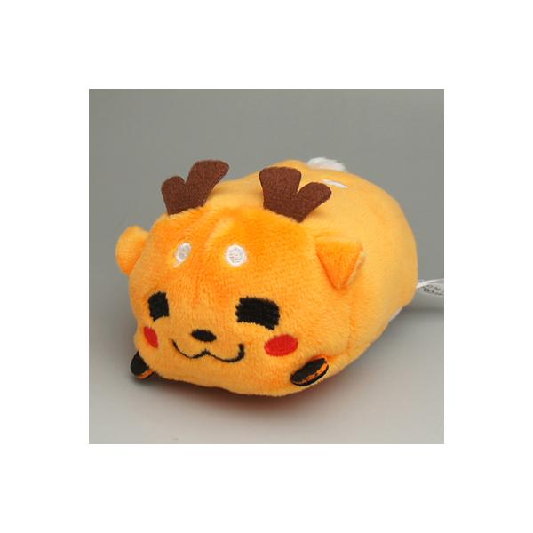 手のひらや重ねてのせて遊べる楽しいぬいぐるみ♪ごろんと横になった、可愛いしかまろくんが新登場！ 手のひらサイズのしかまろくんです。愛くるしいフォルム、最高の手触り、キュートなしっぽが見えるおしり、今までにない表情を見せるしかまろくんです。「...