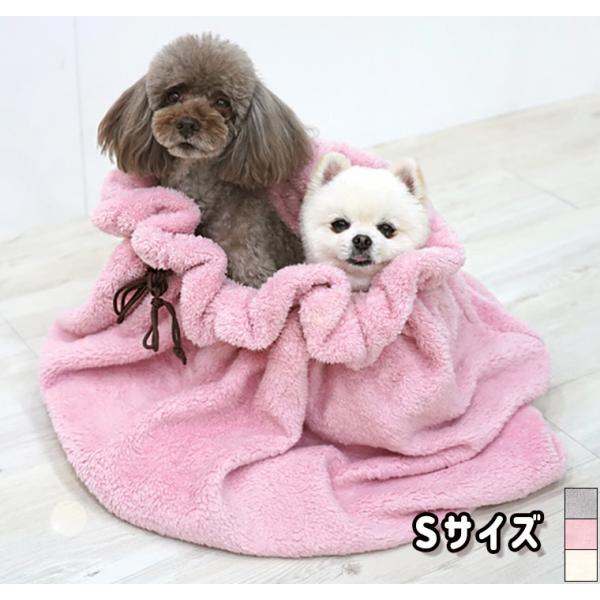 ぽかぽかペット用のマルチウォーマーキャリーバッグ、ペット用カート、スリングバッグ、ベッドなどにも使用できます！【サイズ】・ S  ( 幅 60cm 高さ 38cm 底幅35cm 奥23cm )【洗濯】・単独洗濯又はドライクリーニング・乾燥機...