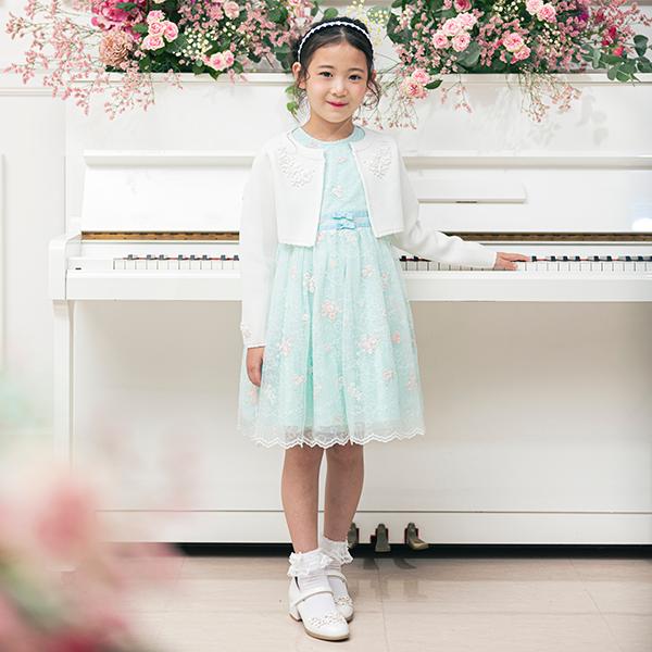 mezzo piano メゾピアノ(mezzo piano)花刺繍チュールレース ワンピース