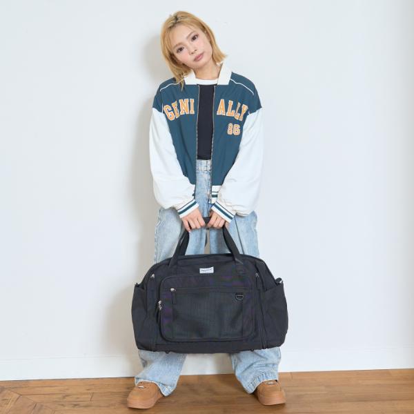 ■ジュニア■リュック・ショルダー・手持ちと、シーンに合わせて持ち方を変えられる3wayボストンバッグです。荷物の量により、両側にあるファスナーでバッグの容量を調整できる便利な機能付き！たっぷりとしたマチ底で収納性が高く、旅行だけでなくアクテ...