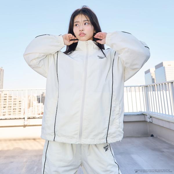LOVETOXIC ラブトキシック(Lovetoxic)【Reebok】ナイロンブルゾン