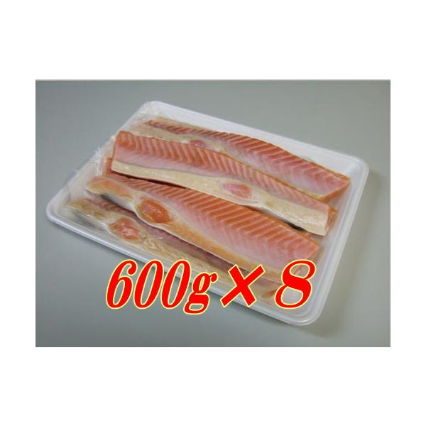 ・内容量　　４.８ｋｇ（６００ｇ×８　大判４〜５本入／600g )・商品成分：シルバーサーモン(品質グレード：プレミアム・チリ産)、塩・賞味期限：冷凍 ６ヶ月／クール冷凍便で送付／紀作商品はすべてが同梱可能です。紀作商品は   KISAKU...