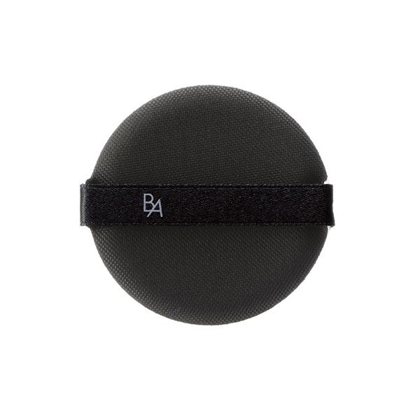 常に新しい商品をお届けするためにお取り寄せとなりますので2〜10営業日お時間を頂きます。品切れ等で入荷出来ない場合にはご連絡いたします。B.A セラムクッションファンデーションの取替用パフ。素材：ポリウレタン