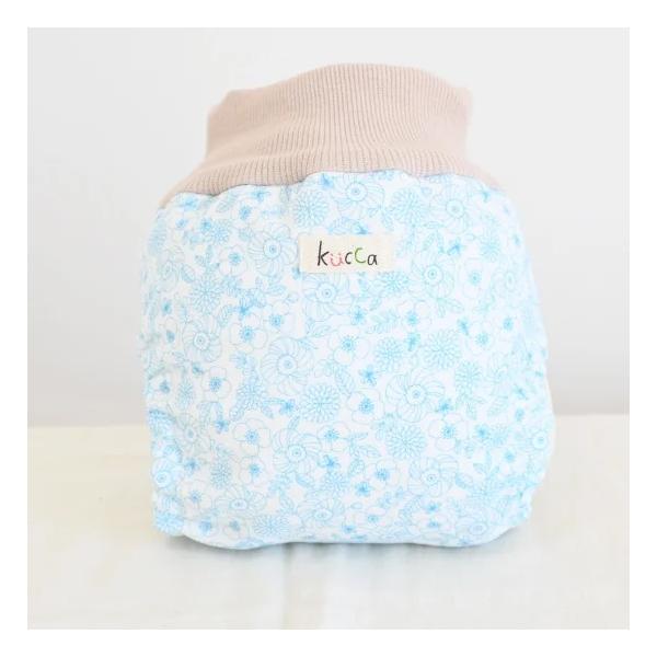 【kucca】とはkucca(クッカ)とは、店主のモロイ氏が自身の妊娠、出産、育児を通して、実際にしようする赤ちゃんとママの気持ちになって企画、制作されたすべてがオリジナル商品。おむつは赤ちゃんが「毎日ずっとつけている」もの。そのストレスは...