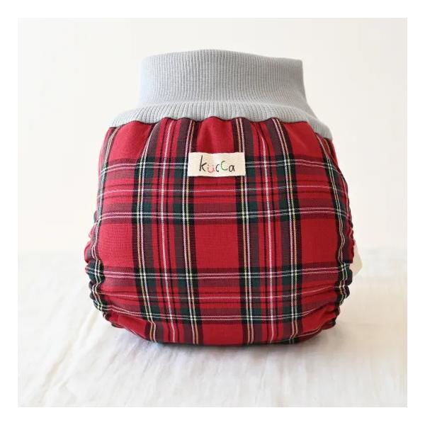 【kucca】とはkucca(クッカ)とは、店主のモロイ氏が自身の妊娠、出産、育児を通して、実際にしようする赤ちゃんとママの気持ちになって企画、制作されたすべてがオリジナル商品。おむつは赤ちゃんが「毎日ずっとつけている」もの。そのストレスは...