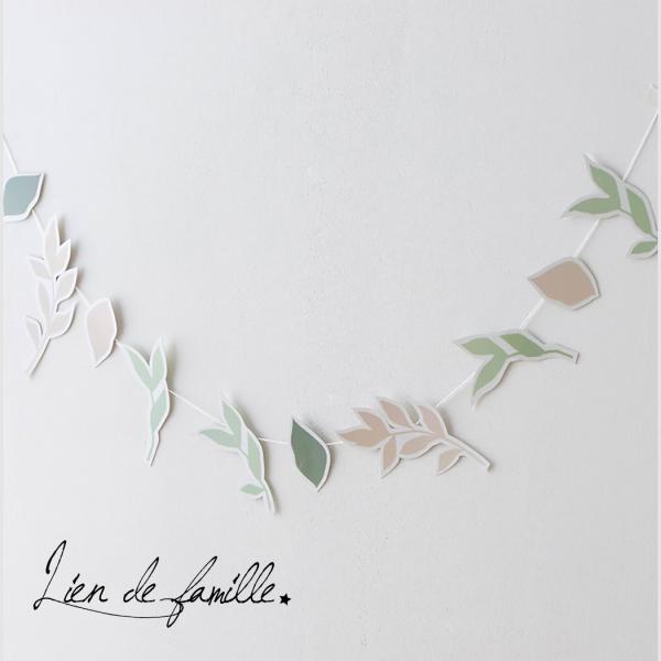 「Lien de famille（リヤンドファミーユ ）」はフランス語で「家族のつながり」を意味します。新たにこの世に生を受けたベビーは、喜びと希望にあふれた、たったひとりのかけがえのない存在。そんな絆とつながりの誕生に、寄り添える存在でい...