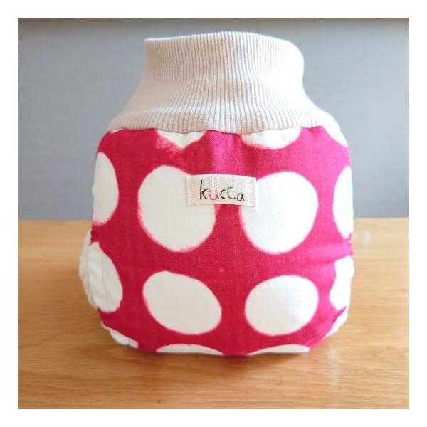 【kucca】とはkucca(クッカ)とは、店主のモロイ氏が自身の妊娠、出産、育児を通して、実際にしようする赤ちゃんとママの気持ちになって企画、制作されたすべてがオリジナル商品。おむつは赤ちゃんが「毎日ずっとつけている」もの。そのストレスは...