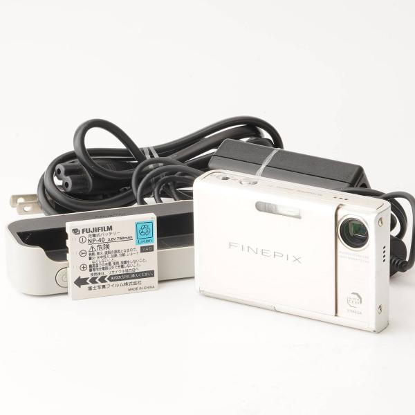 富士フイルム Fujifilm FinePix Z2 シルバー