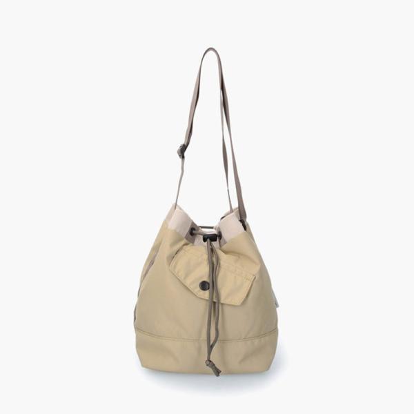 ブリーフィング  TILT DRAWSTRING SHOULDER  8L  BEIGE ブリーフィング TILT DRAWSTRING SHOULDER 8L BEIGE : ナチュラム