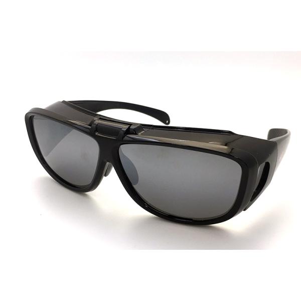 ■サイズ:ブラック ■カラー:スモーク・フラッシュミラー(トリアセ偏光) ■ジャンル:釣り用サングラス・アイウェア/偏光グラス/偏光サングラス ■メーカー: Coleman(コールマン)