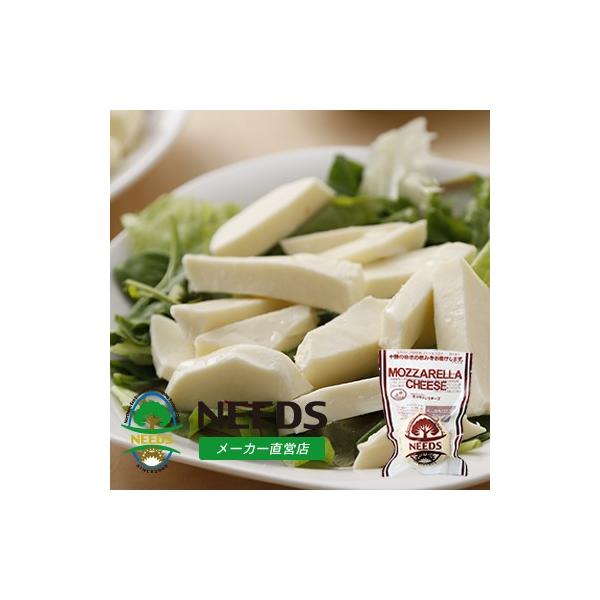 【商 品 名】モッツァレラチーズ真空タイプ【内 容 量】100g【原 材 料】生乳、食塩【賞味期限】製造日より30日【保存方法】要冷蔵10℃以下で保存【配送方法】冷蔵便■賞味期限は製造日ベースでの記載です。実際の賞味期限は各商品のラベルにて...