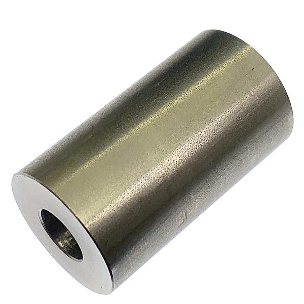 サイズ：内径8.2mm、外径20mm、長さ35mm素 材 ：ステンレス(SUS303)入 数 ：2個他サイズのバリエーションも豊富に対応。追加工も可能です。例えば、バイクのマフラーやステップ、シート等、カスタムパーツへの交換時にスペース調整...