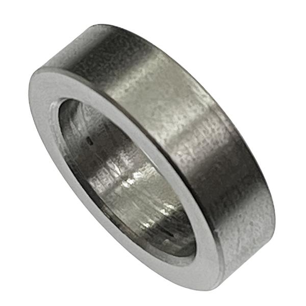 サイズ：内径12.7mm、外径18mm、長さ5mm素 材 ：ステンレス(SUS303)入 数 ：2個他サイズのバリエーションも豊富に対応。追加工も可能です。例えば、バイクのマフラーやステップ、シート等、カスタムパーツへの交換時にスペース調整...