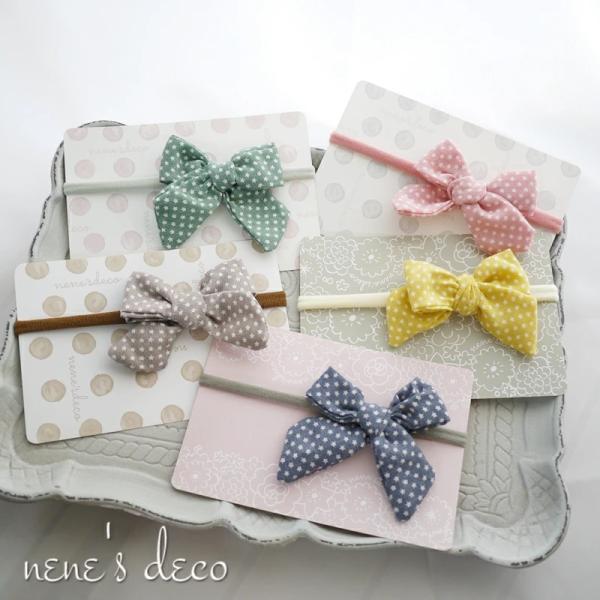 お出かけにシンプルな５色展開の星柄リボン。男の子の赤ちゃんにも。プチギフトに最適。くすんだお色がおしゃれなヘアアクセサリー。ベビーからキッズまで使えるヘアバンドです。ヘアバンドの長さ：28ｃｍ〜56ｃｍリボン横幅：約９cmナチュラルな色味の...