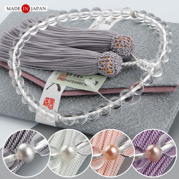 すべての宗派のお客様にお使いいただける、女性用のお数珠でございます。素材は、濁りのない表面の艶が綺麗な本水晶でございます。アクセントには、上品さを演出してくれる淡水パールを使用いたしました。淡水パールは、おしゃれな4色よりお選び頂けます。房...