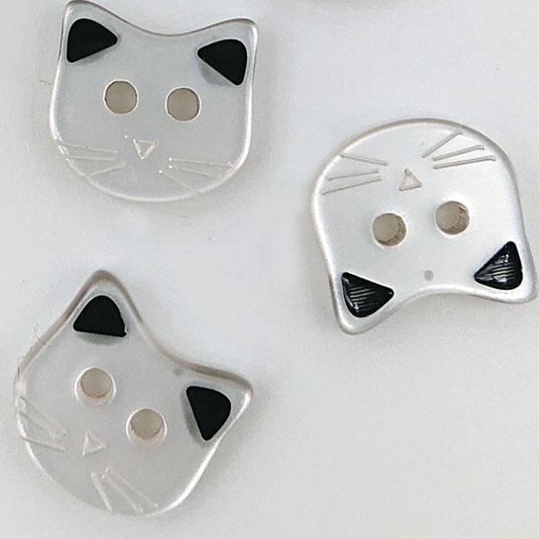 ( ボタン ) ネコミミボタン  (2個) │ キャットシリーズ【 商用利用可 】+販売単位：2個+販売サイズ：11.4mm x 11.9mm+素材：樹脂 ネコの顔をモチーフにした、愛らしいデザインのクラフトボタンです。透明感のある素材に、...