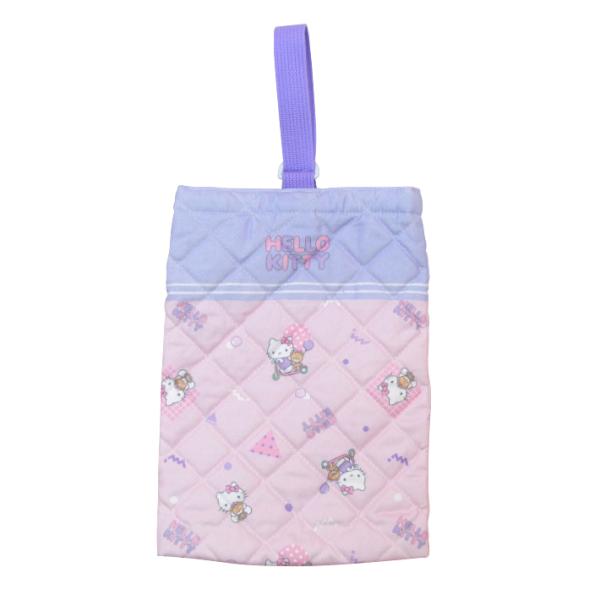 キルト製なので軽量で丈夫！とても扱いやすいです。内側ネームタグで安心◎入園・入学のご準備におすすめです♪【仕様】サイズ：約W210×H290mm（持ち手：H約135mm）材質：綿100％(表側)、ポリエステル(裏側・中綿)内側ネームタグ付日...