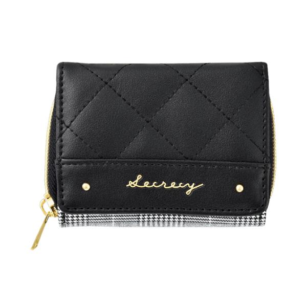 コンパクトで持ち運びやすい三つ折りタイプです。小銭入れはガバッと開けられるので小銭を取り出しやすい♪キルティング×チェック柄がお洒落◎サイズ：約W100×H80×D30mm材質：合成皮革雑貨　財布　コンパクト　さいふ　持ち運び　小学生　中学...