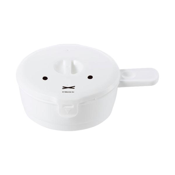 たまごを割って電子レンジで60秒！朝の忙しい時間にも手軽に目玉焼きが作れます。加熱ムラの少ない高脚形状。加熱時間調節で半熟たまごもできます。【仕様】サイズ：約W147×H47×D108mm容量：210ml材質：ポリプロピレン日本製女性　一人...