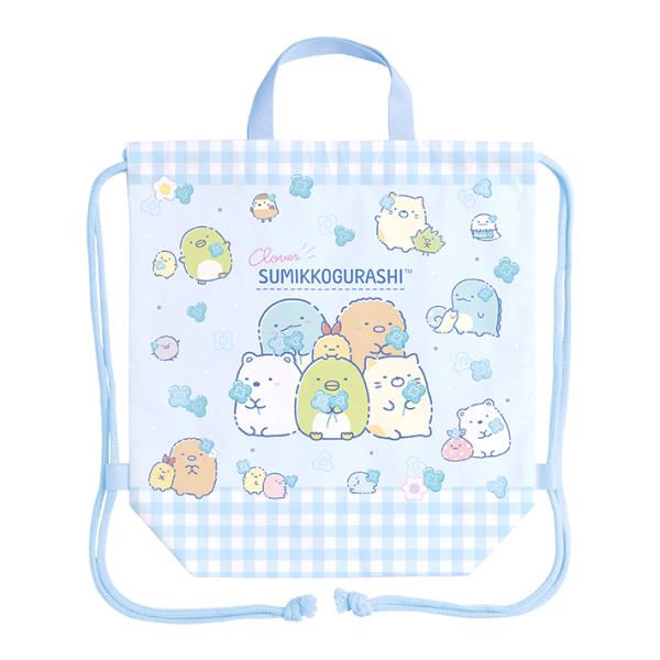 すみっコぐらしの新入学文具が登場♪同じデザインでそろえてもかわいい♪大きめサイズでナップサックのように背負うこともできます。新学期や新入学の準備やプレゼントにもおすすめ◎【仕様】・サイズ：約W320×H330×D110mm・材質：綿100%...