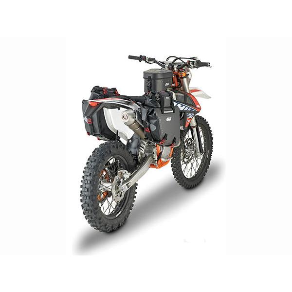 りょー GSR750 giviベースサポートサイドバッグ 防水バッグ