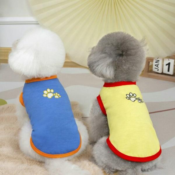 NEW! 超!可愛い 春夏 小型犬服 袖なし タンクトップ 足跡ワンポイント Tシャツ プチプラ 春トップス 犬用品【a430】