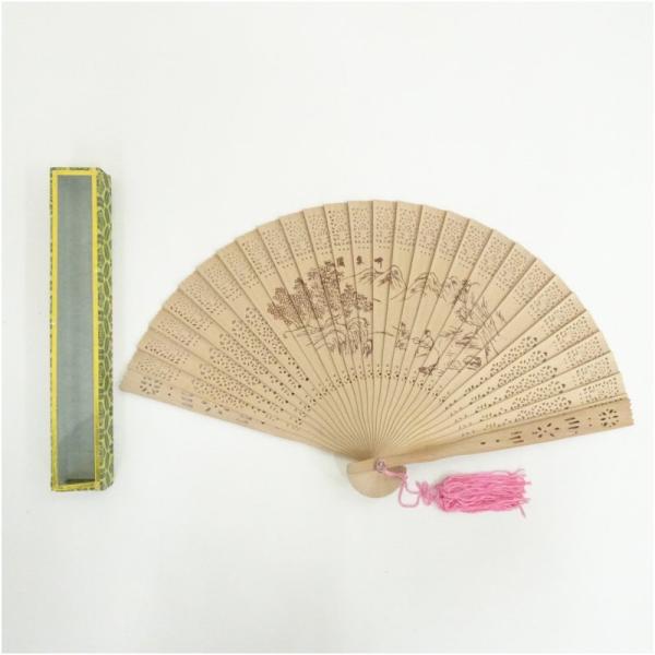 白檀扇子（箱付）