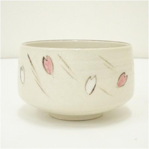 加藤忠造　色絵桜文茶碗