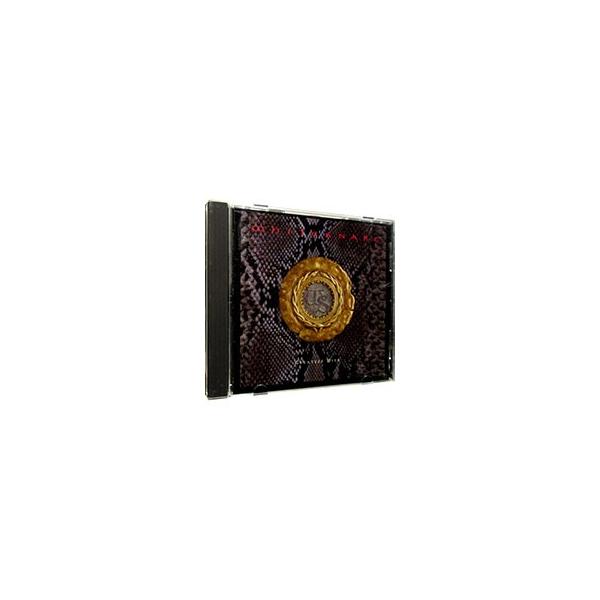 再結成ツアーが好評で、10月には来日も決定した彼らのベスト盤。80年代のゲフィン移籍後の代表曲を集めた内容で、“第2のレッド・ツェッペリン”ともいわれた彼らの豪快な演奏が満載された1枚となっている。日本未発表曲の(14)が収録されているのも...