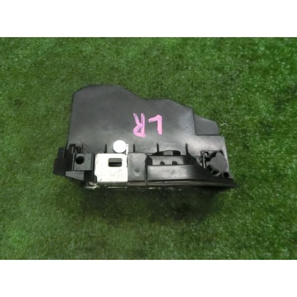 ☆特価SALE BMW E61 525i ツーリング 5シリーズ・NG25 2005年式・左リアドアロックアクチュエーター・即発送